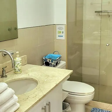 Beachfront Apto De Playa - Morros Iii Apartamento *